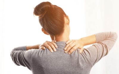 Chiropractic Solutions for Neck and Shoulder Pain: When to Seek Help from a Chiropractor for Neck pain